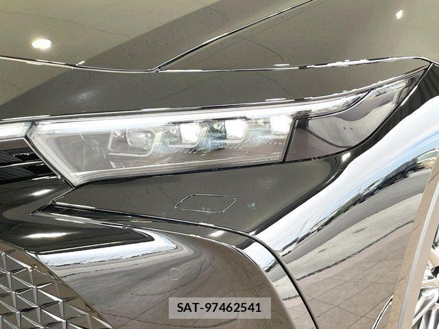 Toyota Crown Crossover 2023-09 8795578-11