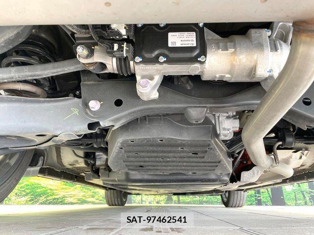 Toyota Crown Crossover 2023-09 8795578-18