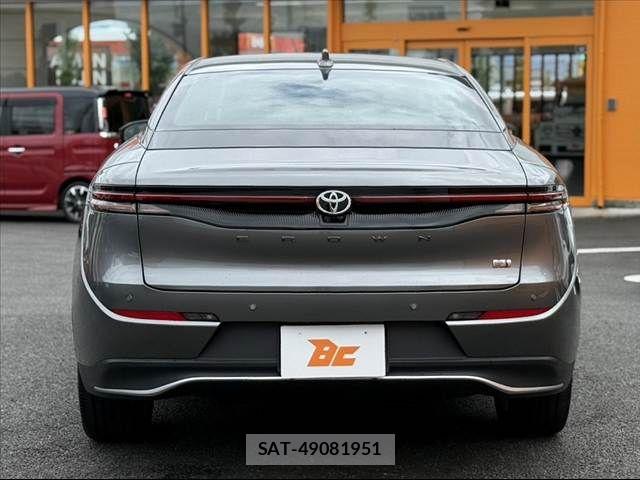 Toyota Crown Crossover 2024-04 8795574-13