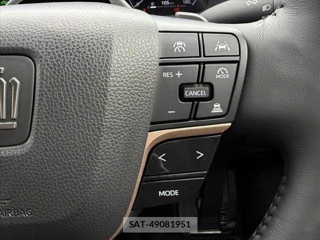 Toyota Crown Crossover 2024-04 8795574-22