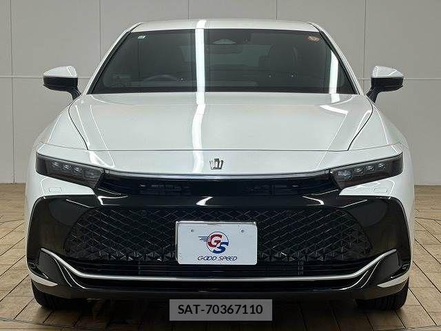 Toyota Crown Crossover 2023-11 8795580-14