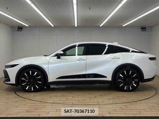 Toyota Crown Crossover 2023-11 8795580-16