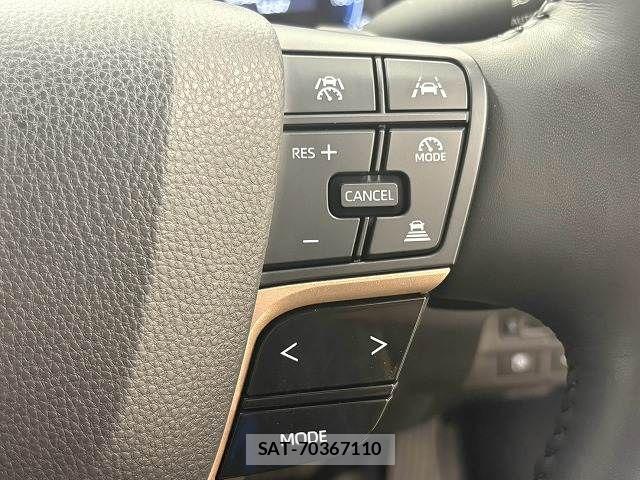 Toyota Crown Crossover 2023-11 8795580-5
