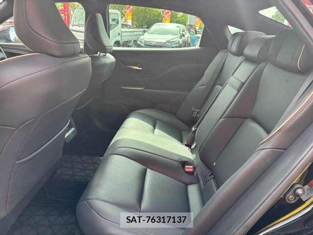 Toyota Crown Crossover 2023-10 8795583-13