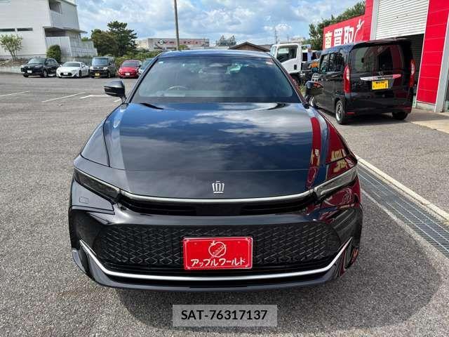 Toyota Crown Crossover 2023-10 8795583-8