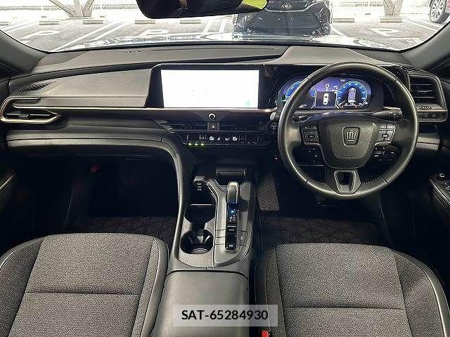 Toyota Crown Crossover 2023-06 8795582-1