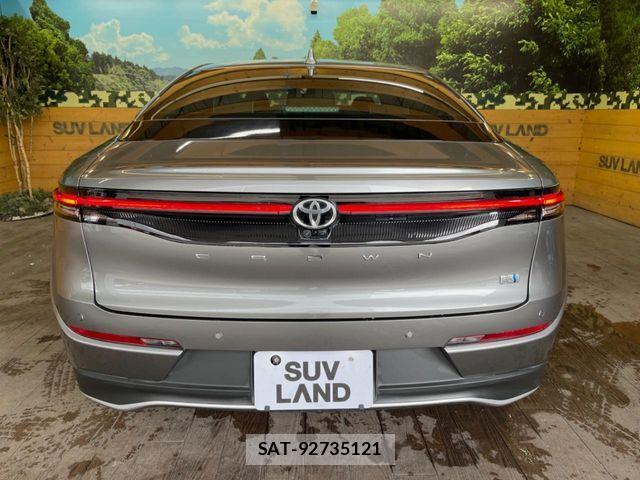 Toyota Crown Crossover 2024-07 8795579-14
