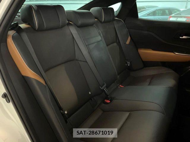 Toyota Crown Crossover 2023-05 8795576-9