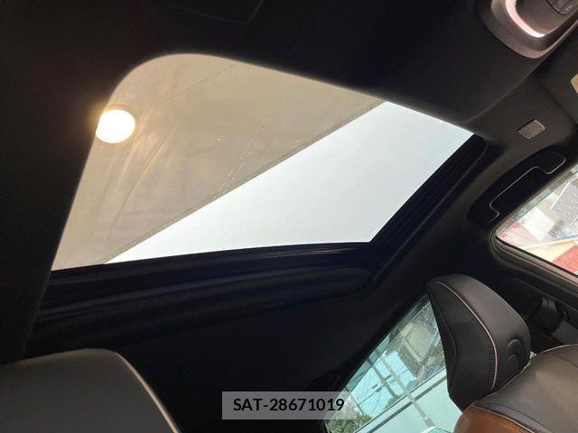 Toyota Crown Crossover 2023-05 8795576-2