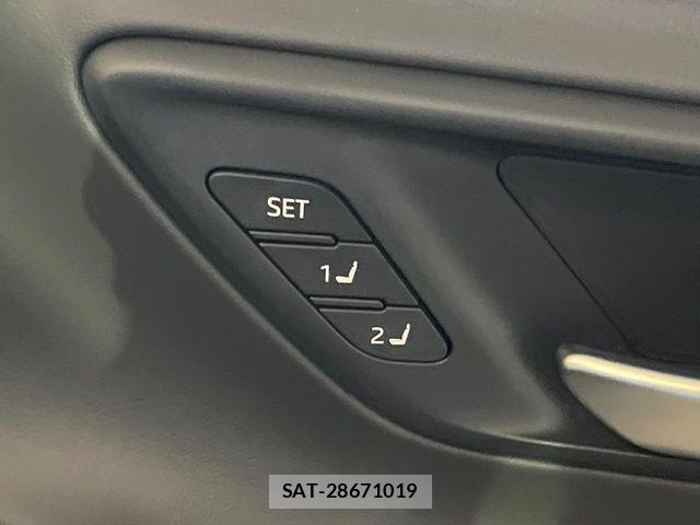 Toyota Crown Crossover 2023-05 8795576-5