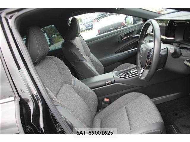Toyota Crown Crossover 2024-10 8828359-19