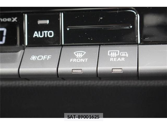 Toyota Crown Crossover 2024-10 8828359-24