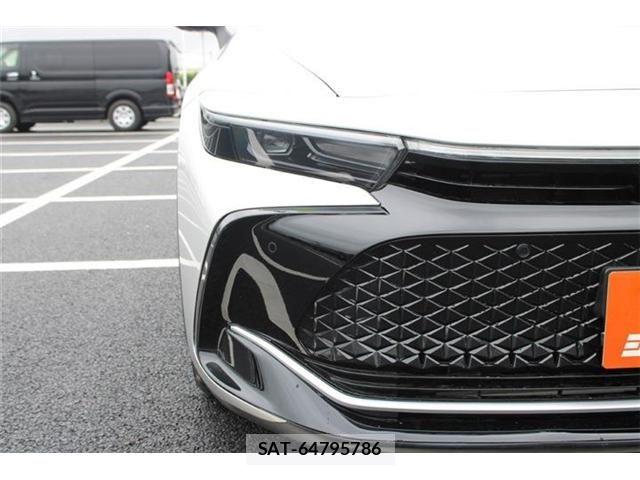 Toyota Crown Crossover 2023-05 8828360-15