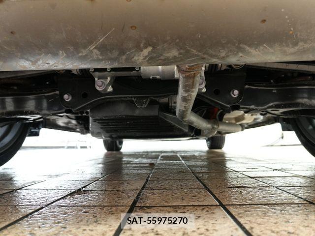 Toyota Crown Crossover 2023-08 8828357-13