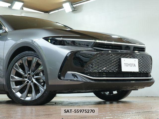 Toyota Crown Crossover 2023-08 8828357-23