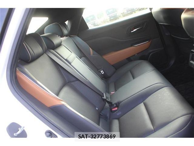 Toyota Crown Crossover 2023-08 8828356-17