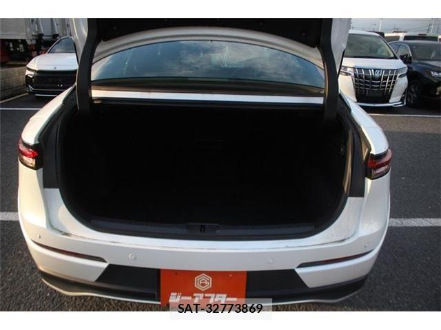 Toyota Crown Crossover 2023-08 8828356-28