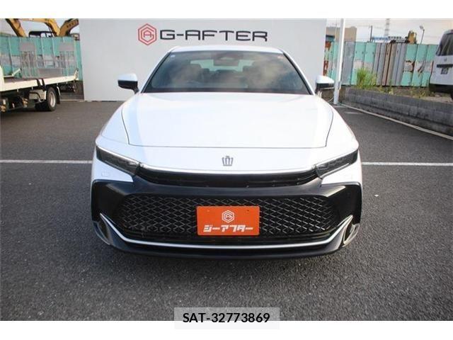 Toyota Crown Crossover 2023-08 8828356-5
