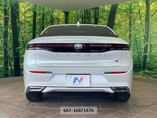 Toyota Crown Crossover 2024-02 8848549-14