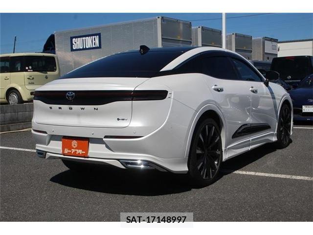 Toyota Crown Crossover 2024-09 8848553-13