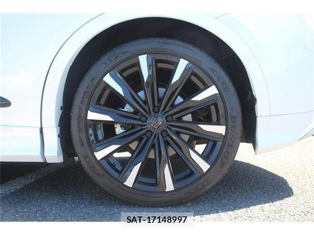 Toyota Crown Crossover 2024-09 8848553-17