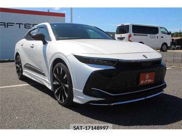 Toyota Crown Crossover 2024-09 8848553-7