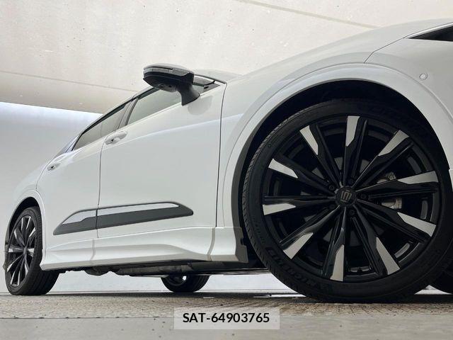 Toyota Crown Crossover 2023-01 8848550-13