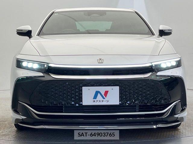 Toyota Crown Crossover 2023-01 8848550-14