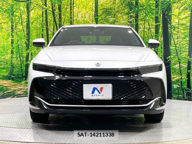 Toyota Crown Crossover 2024-03 8848552-15