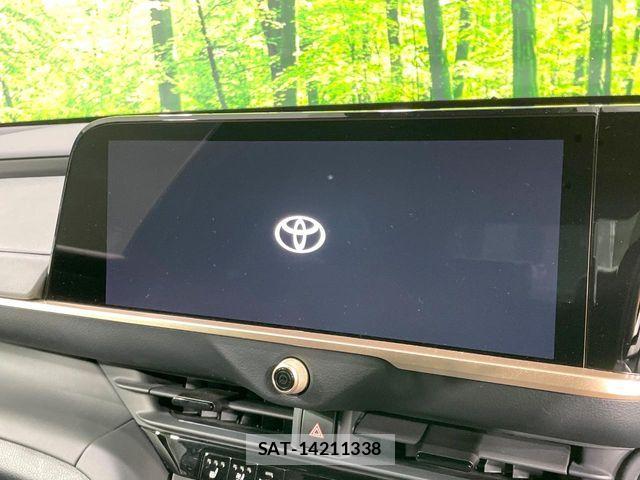 Toyota Crown Crossover 2024-03 8848552-2