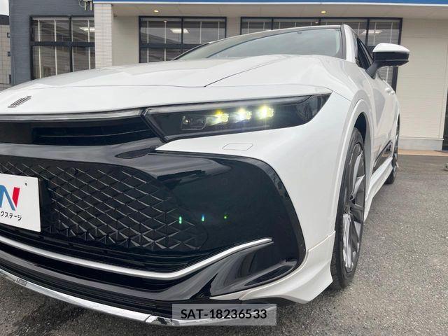 Toyota Crown Crossover 2023-09 8848554-15