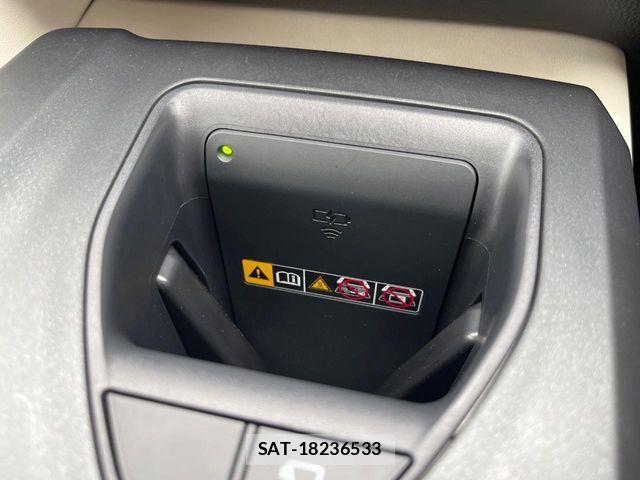 Toyota Crown Crossover 2023-09 8848554-6