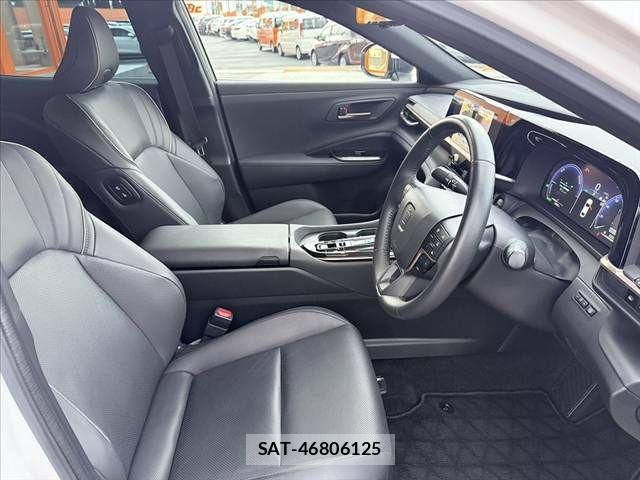 Toyota Crown Crossover 2023-01 8848556-15