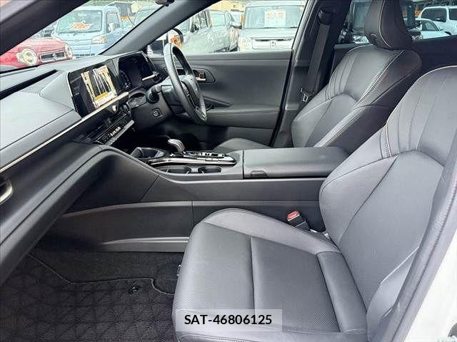 Toyota Crown Crossover 2023-01 8848556-16