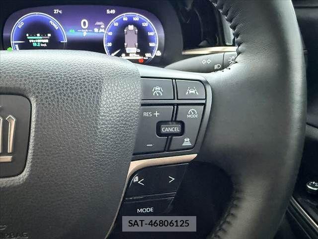 Toyota Crown Crossover 2023-01 8848556-23