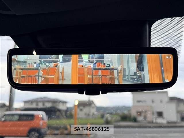Toyota Crown Crossover 2023-01 8848556-29