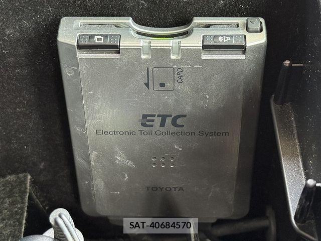 Toyota CROWN ESTATE 2003-04 2727001-11