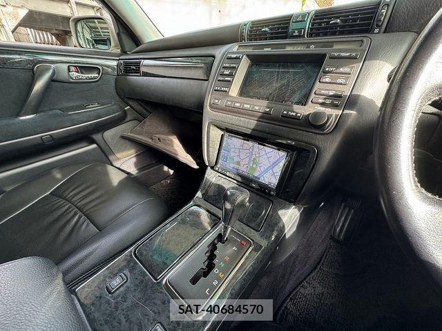 Toyota CROWN ESTATE 2003-04 2727001-16