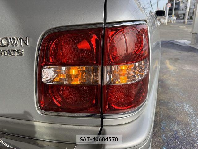 Toyota CROWN ESTATE 2003-04 2727001-22