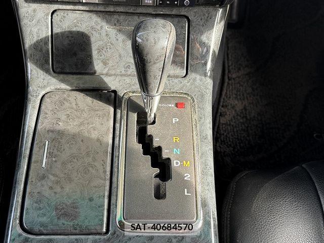 Toyota CROWN ESTATE 2003-04 2727001-28