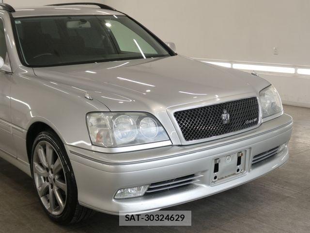 Toyota CROWN ESTATE 2002-05 7020240-11