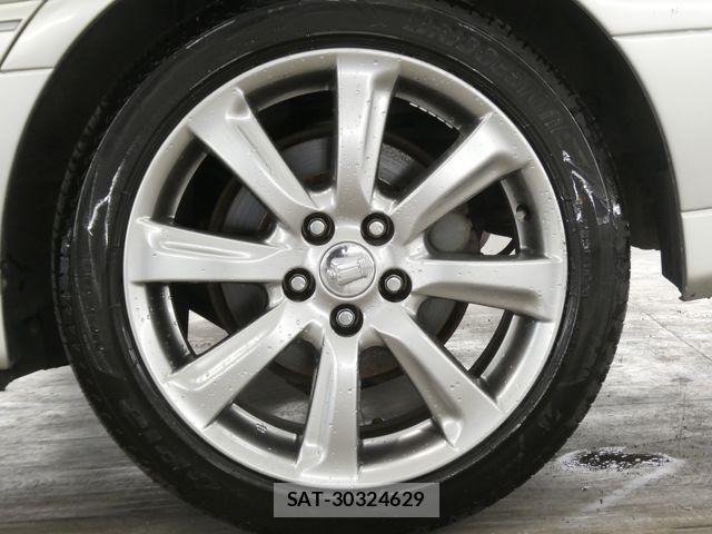 Toyota CROWN ESTATE 2002-05 7020240-14