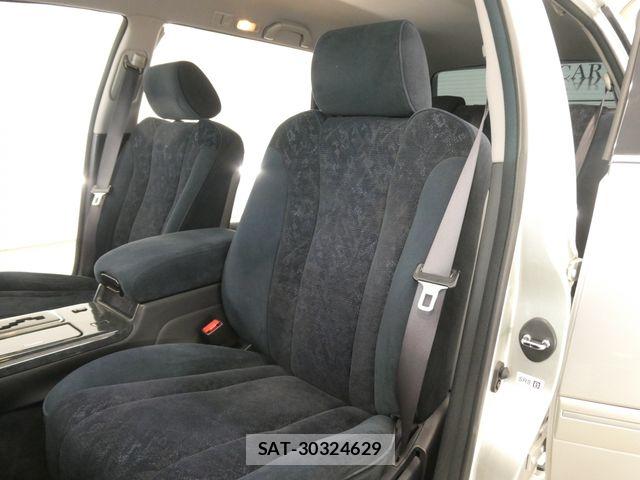 Toyota CROWN ESTATE 2002-05 7020240-22