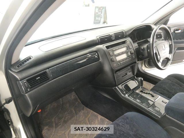 Toyota CROWN ESTATE 2002-05 7020240-23