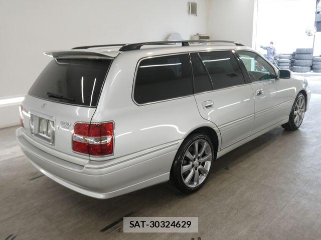 Toyota CROWN ESTATE 2002-05 7020240-4