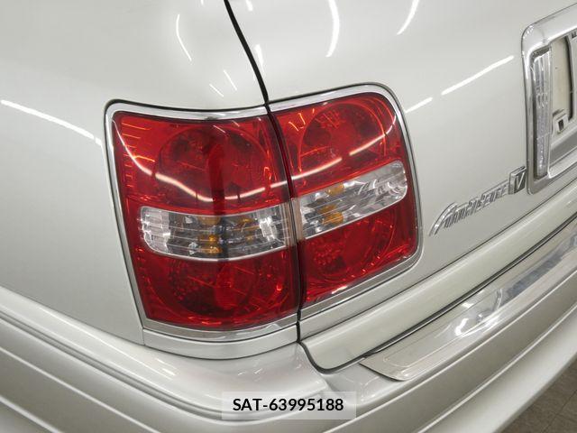 Toyota CROWN ESTATE 2000-03 8073358-10