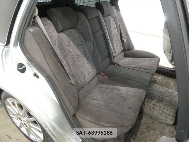 Toyota CROWN ESTATE 2000-03 8073358-13