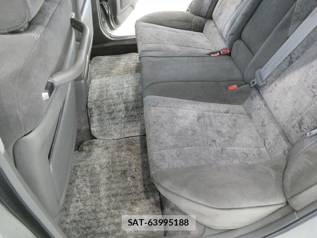 Toyota CROWN ESTATE 2000-03 8073358-18