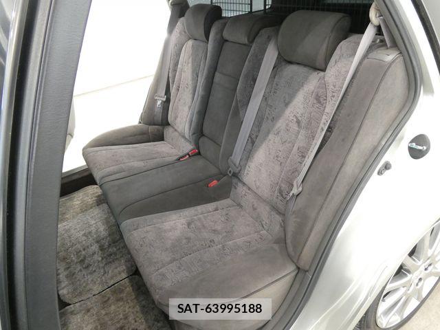 Toyota CROWN ESTATE 2000-03 8073358-19