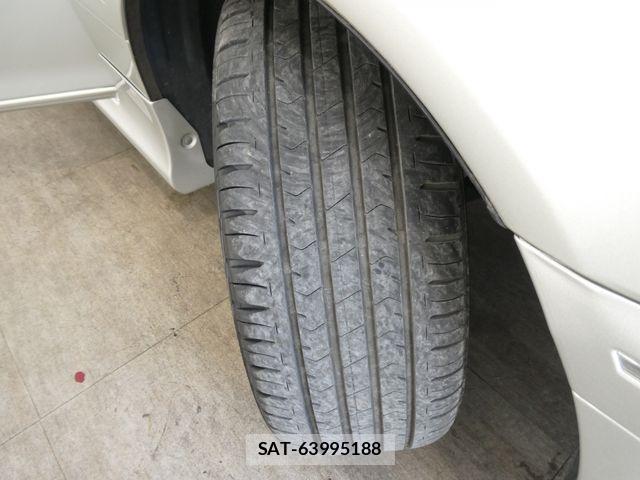 Toyota CROWN ESTATE 2000-03 8073358-27